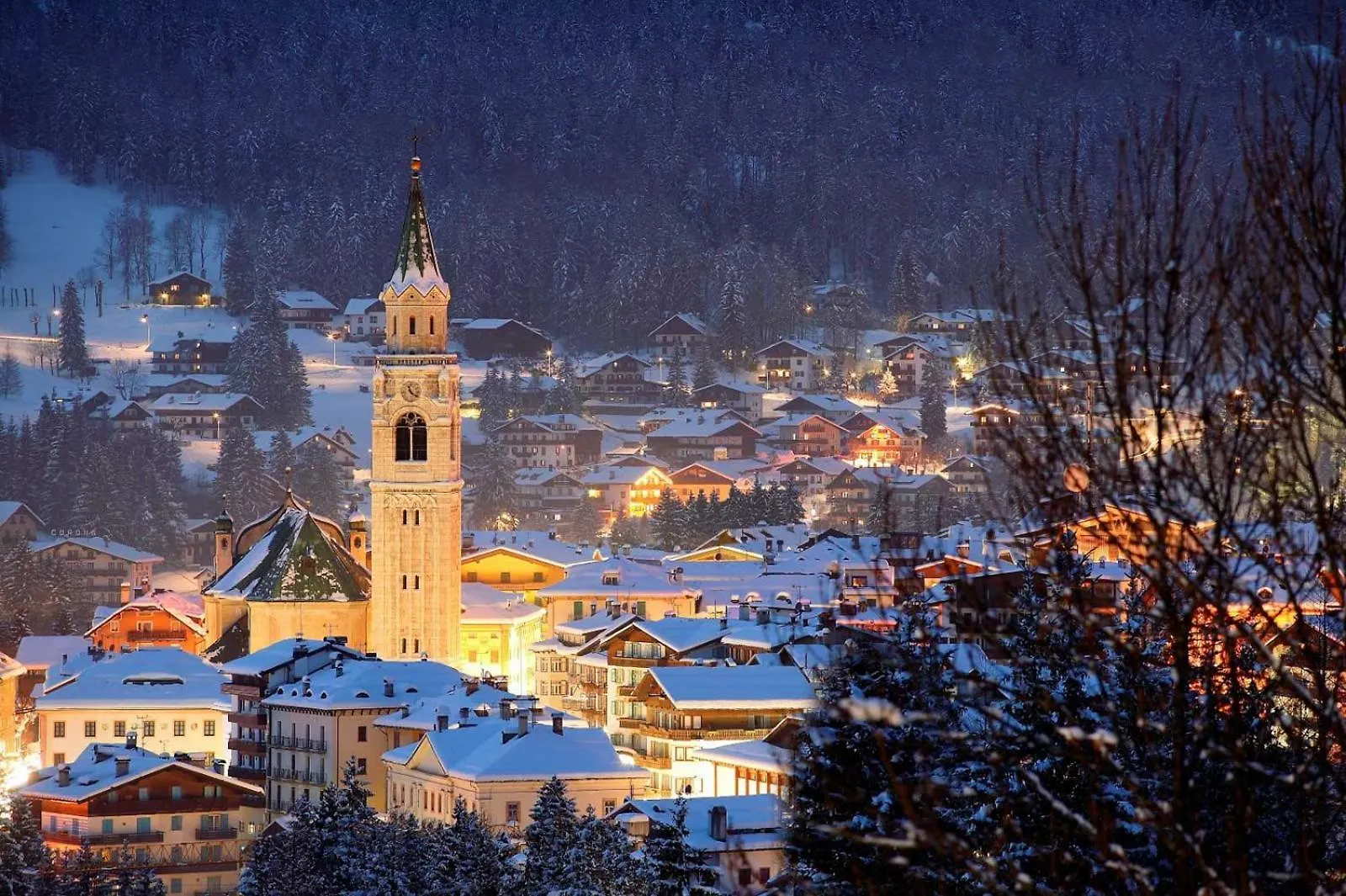 Lovely 2 Bedroom Flat In Corso Italia With Parking Cortina dʼAmpezzo