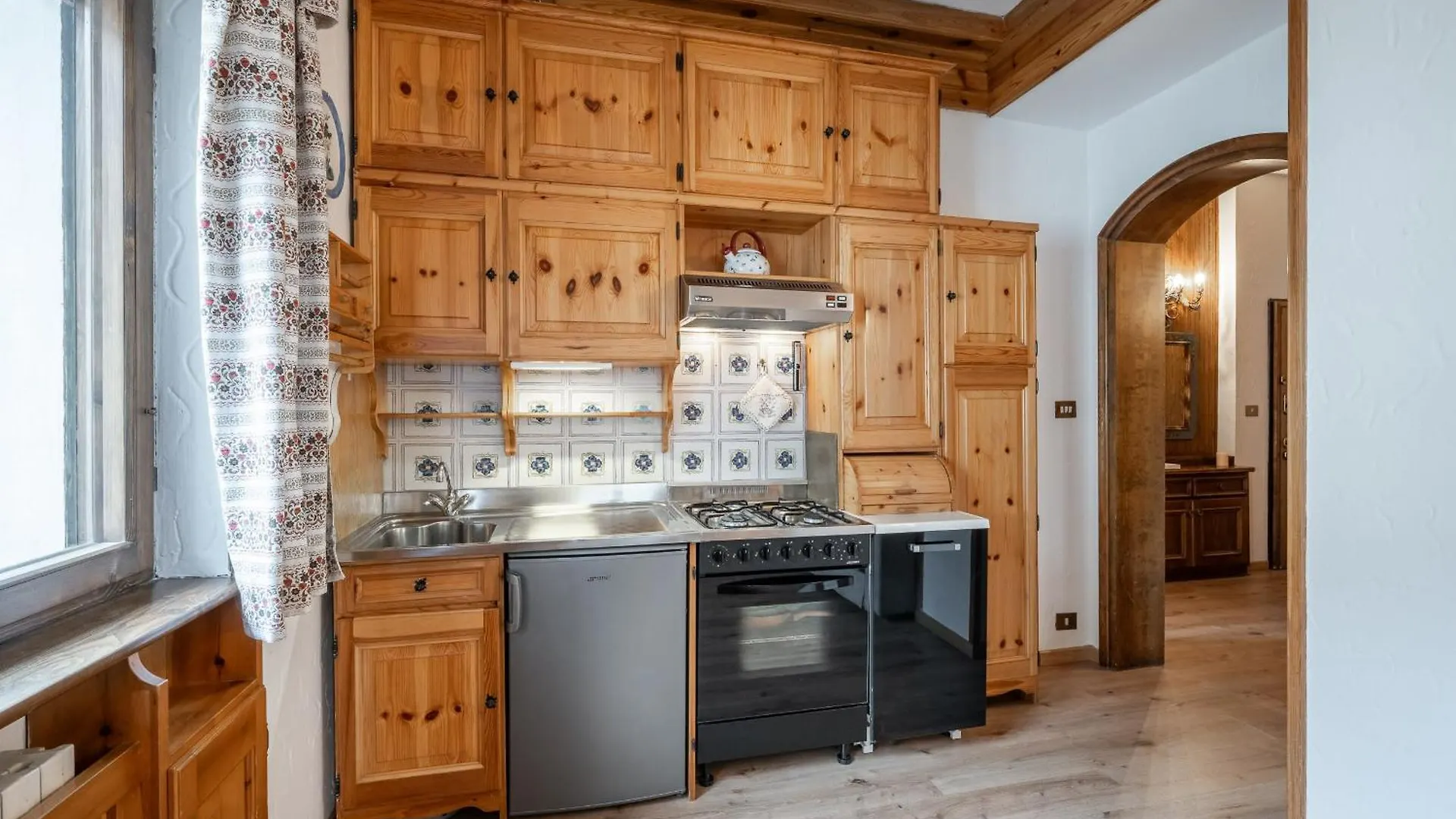 Lovely 2 Bedroom Flat In Corso Italia With Parking Cortina dʼAmpezzo