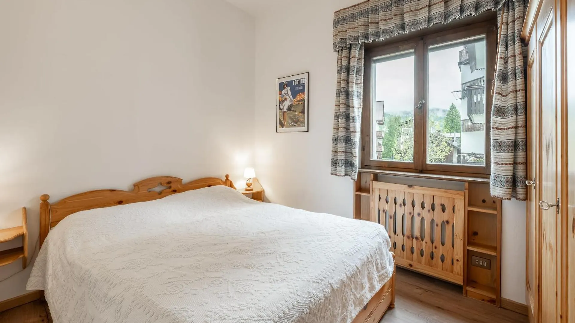 Lovely 2 Bedroom Flat In Corso Italia With Parking Cortina dʼAmpezzo 0*,