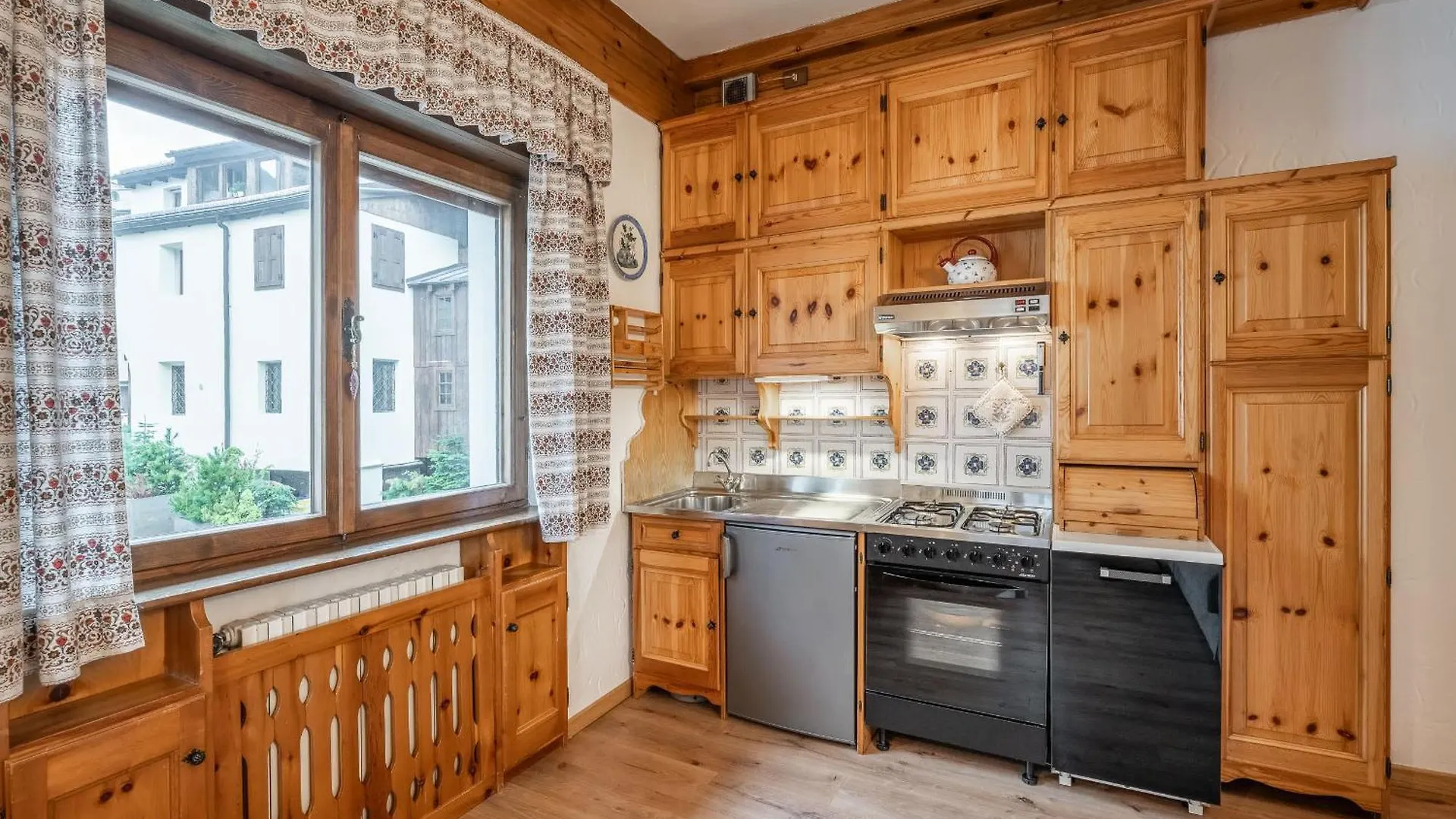 Lovely 2 Bedroom Flat In Corso Italia With Parking Cortina dʼAmpezzo Appartement